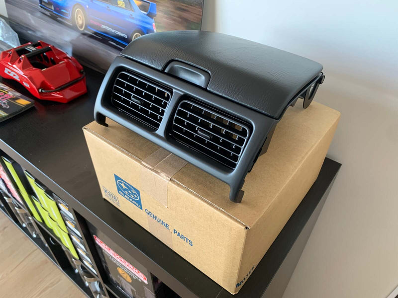 Centre Dashboard Lid & Vents (WRX/STI MY99-00)-1